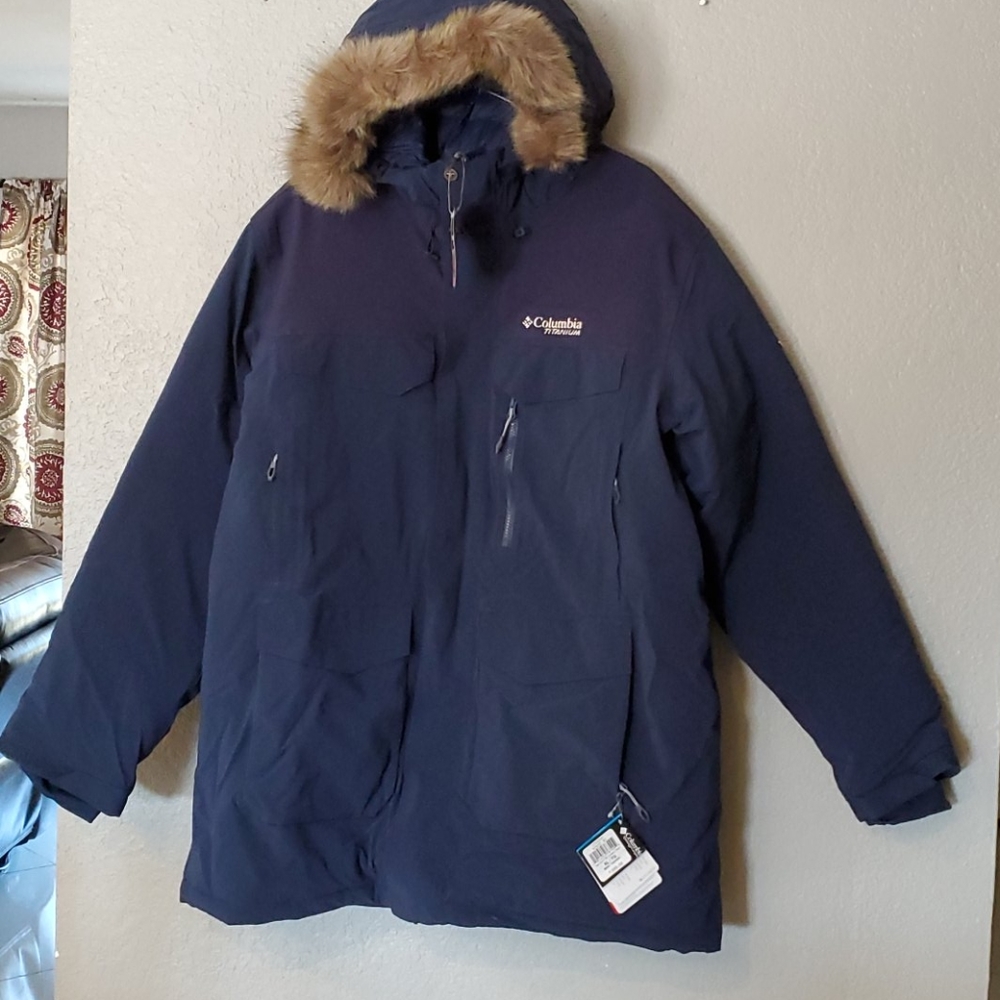 Columbia Titanium Winter Parka Size XL Navy